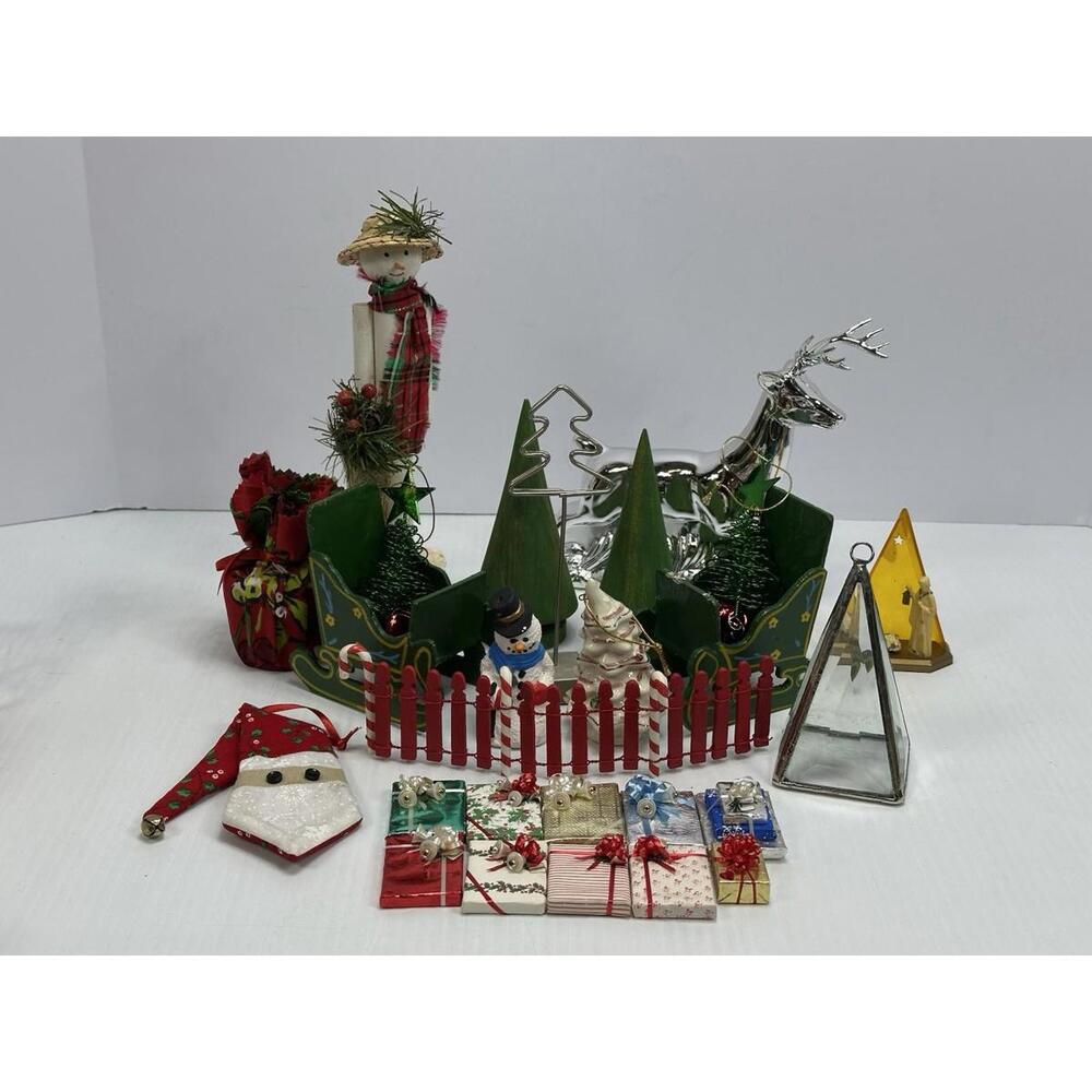 Vintage Mixed Lot Christmas Ornaments Decoration Avon Deer Wrapped Packages Tree